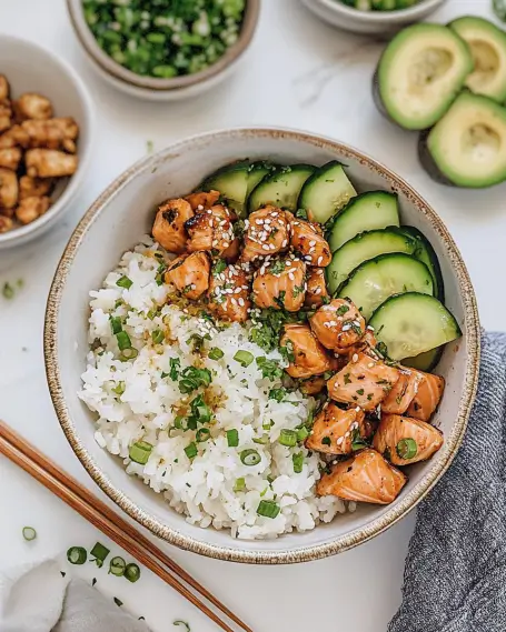 Spicy Salmon Rice Bowls are a quick, healthy delight!