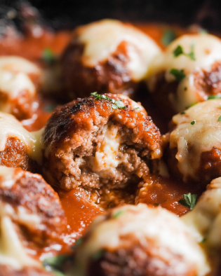 Cheesy mozzarella meatballs are a must-try recipe!