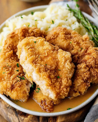 Crispy Country Fried Chicken Recipe is a must-try!