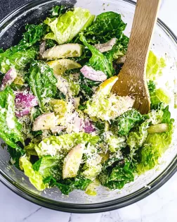 Lemon Parmesan Lettuce Salad: A Refreshing Delight!